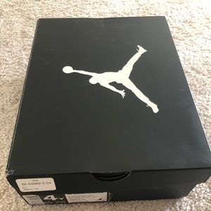 Air Jordan Retro 3 - BRAND NEW